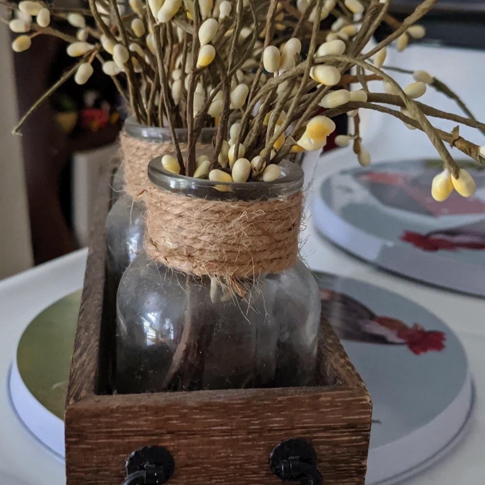 Rustic home decor - Picture 2 of 2